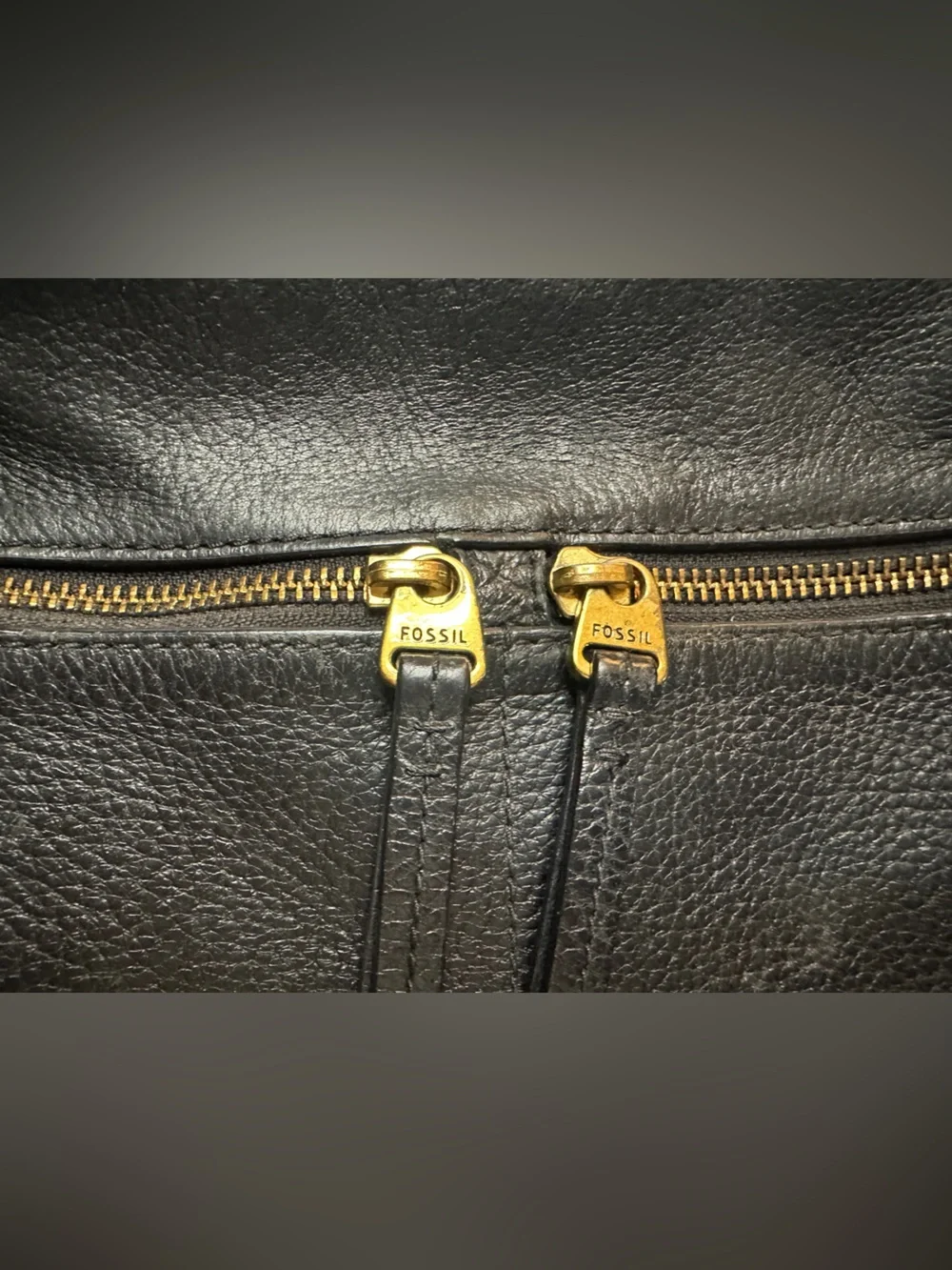 Vintage Fossil Black Leather Gold Detail Crossbody Bag